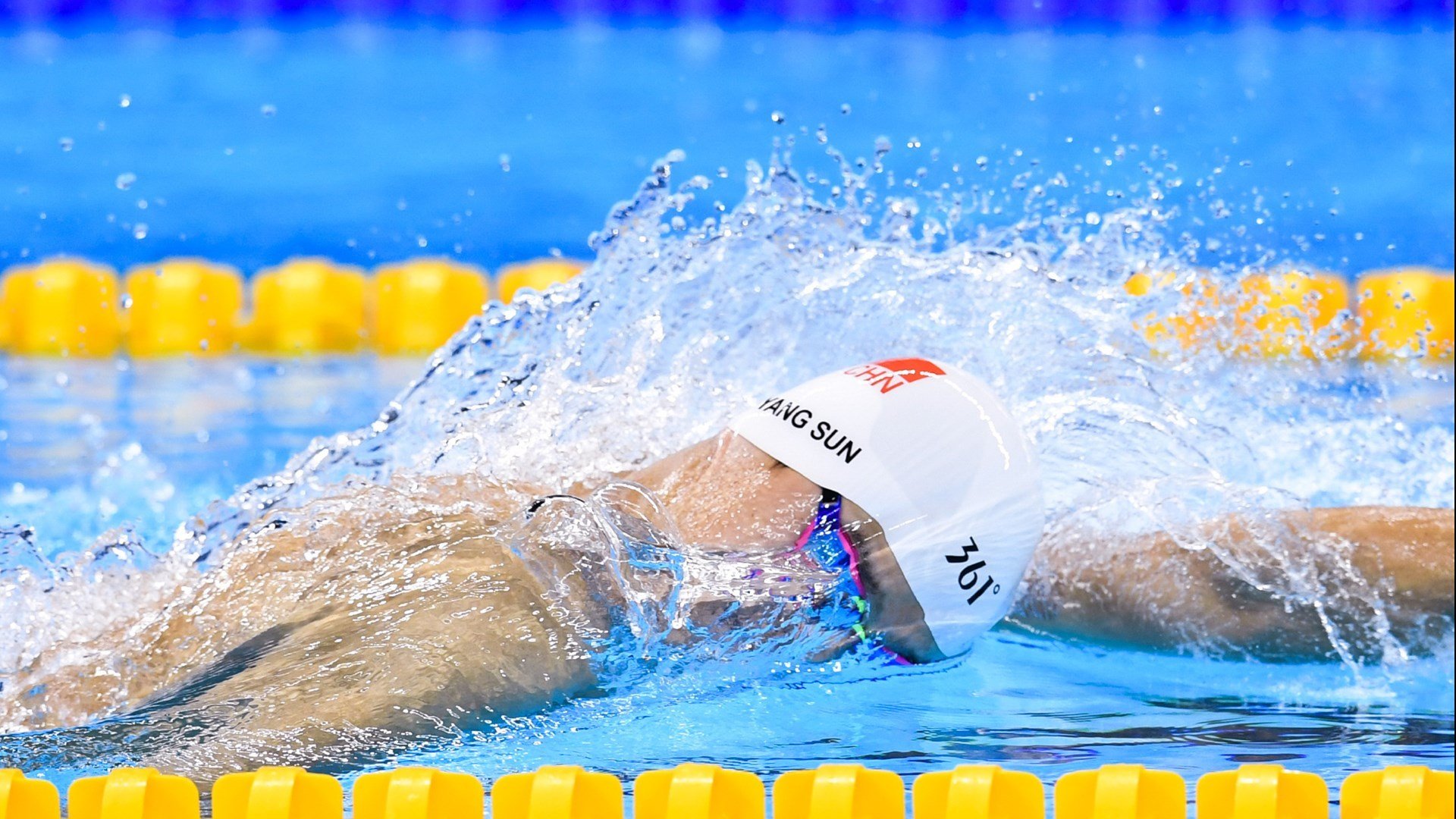 日本代表团成员体验杭州亚运村服务，赞赏志愿者热情好客。，广州亚运会日本代表团