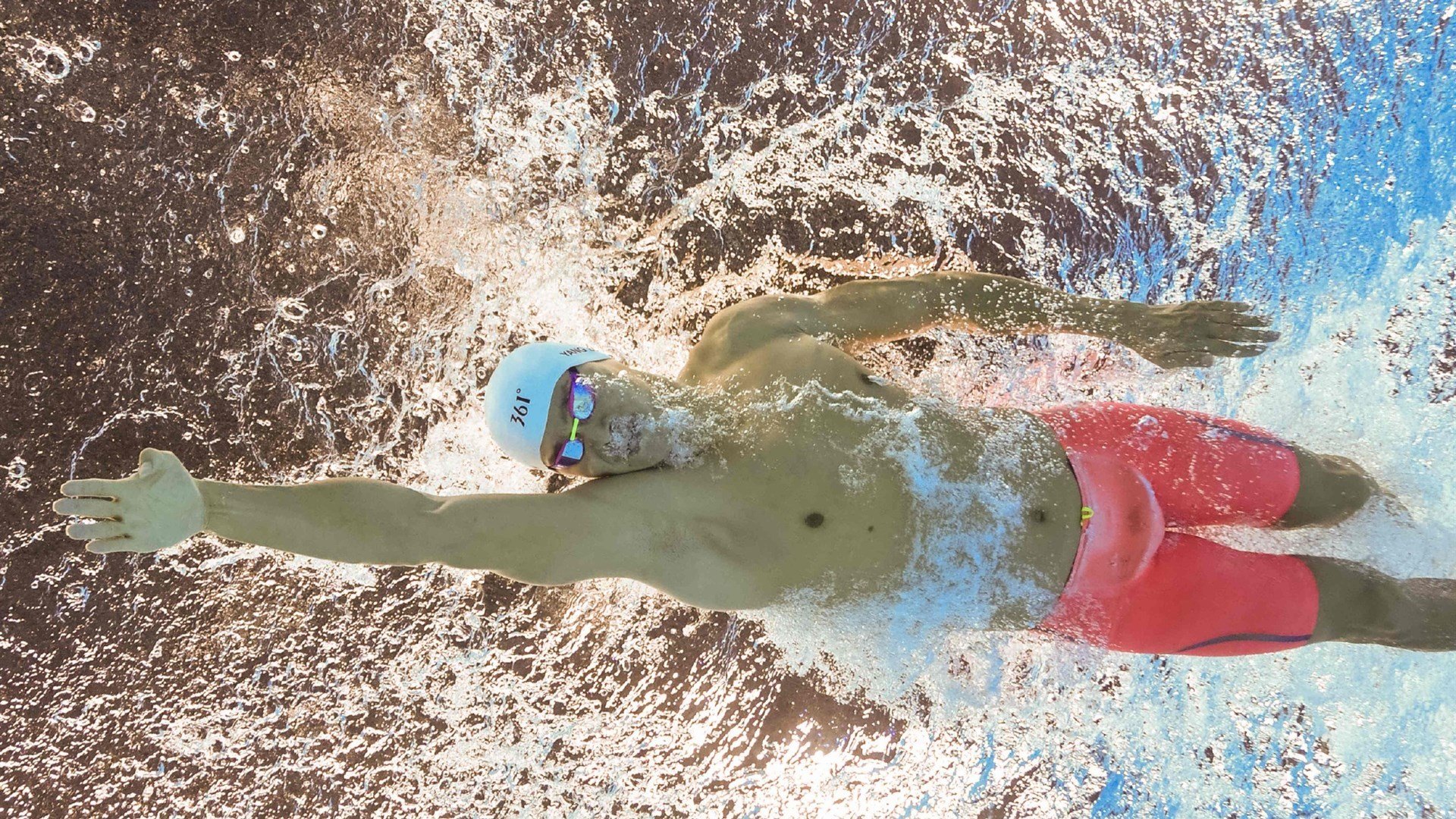 球迷热情高涨：现场氛围究竟有多火爆？，球队氛围怎么表达